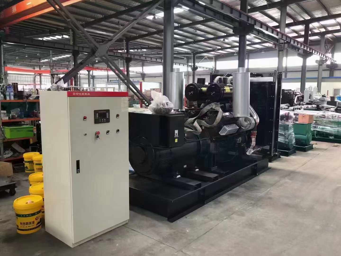 新城柴油发电机运行时的噪音和振动水平如何?