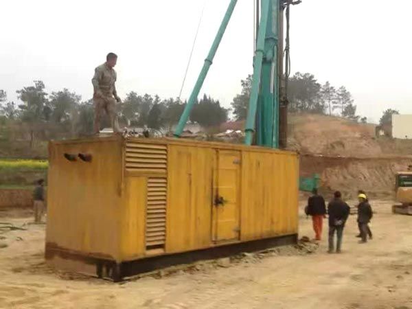 新城如何判断水冷式机油散热器密封件是否需要更换?